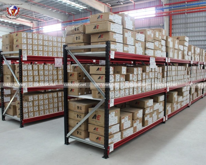 Medium duty racks