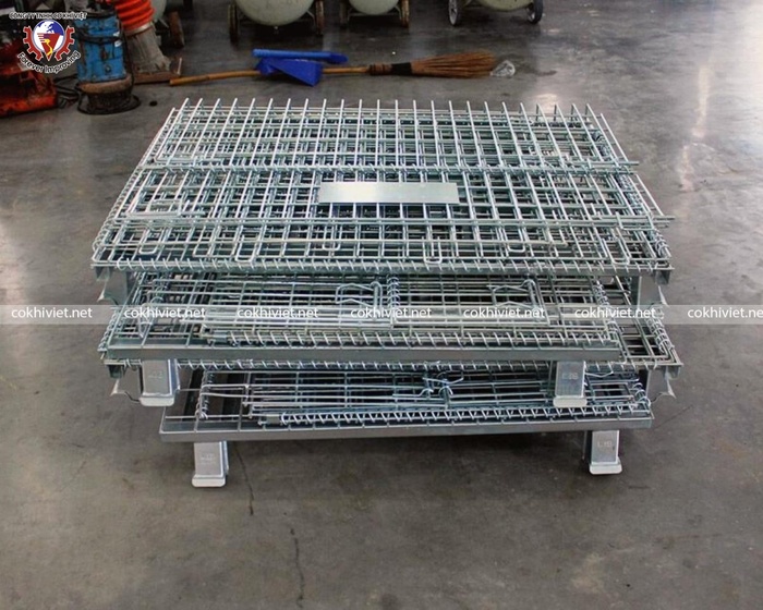 Steel mesh pallet