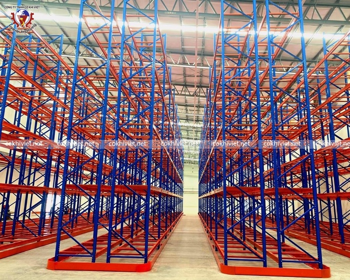 VNA - Very narrow aisle racks