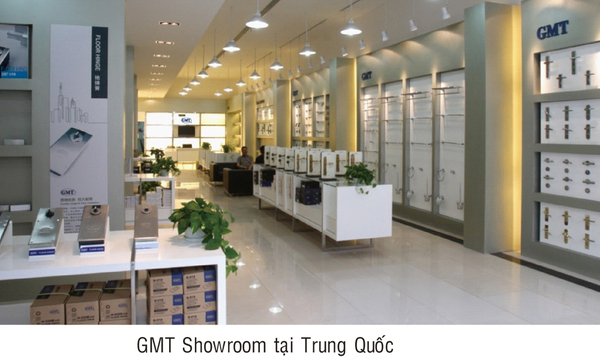 Duc Tuong Showroom
