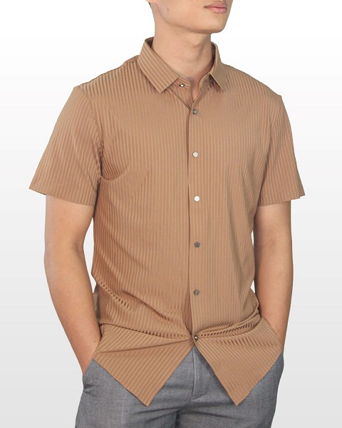 Short sleeve shirt