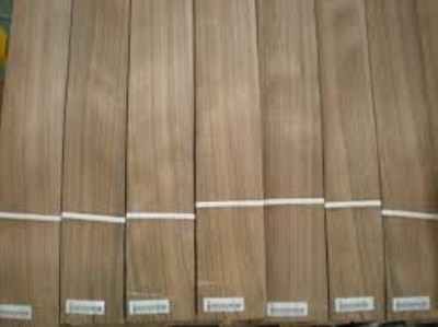 Walnut veneer