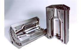 Hot mold