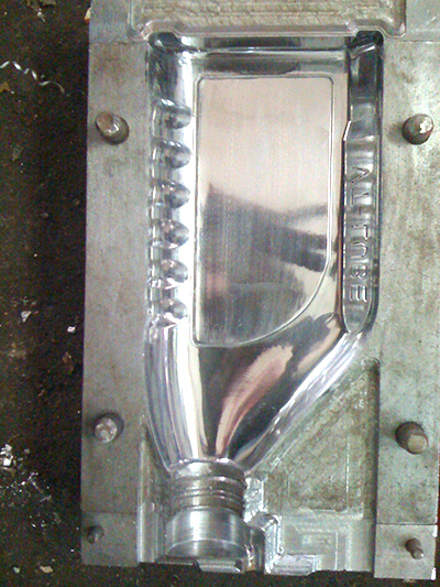 Injection molds