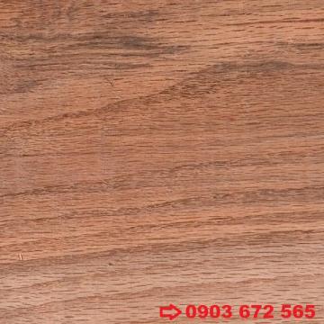 Oak wood