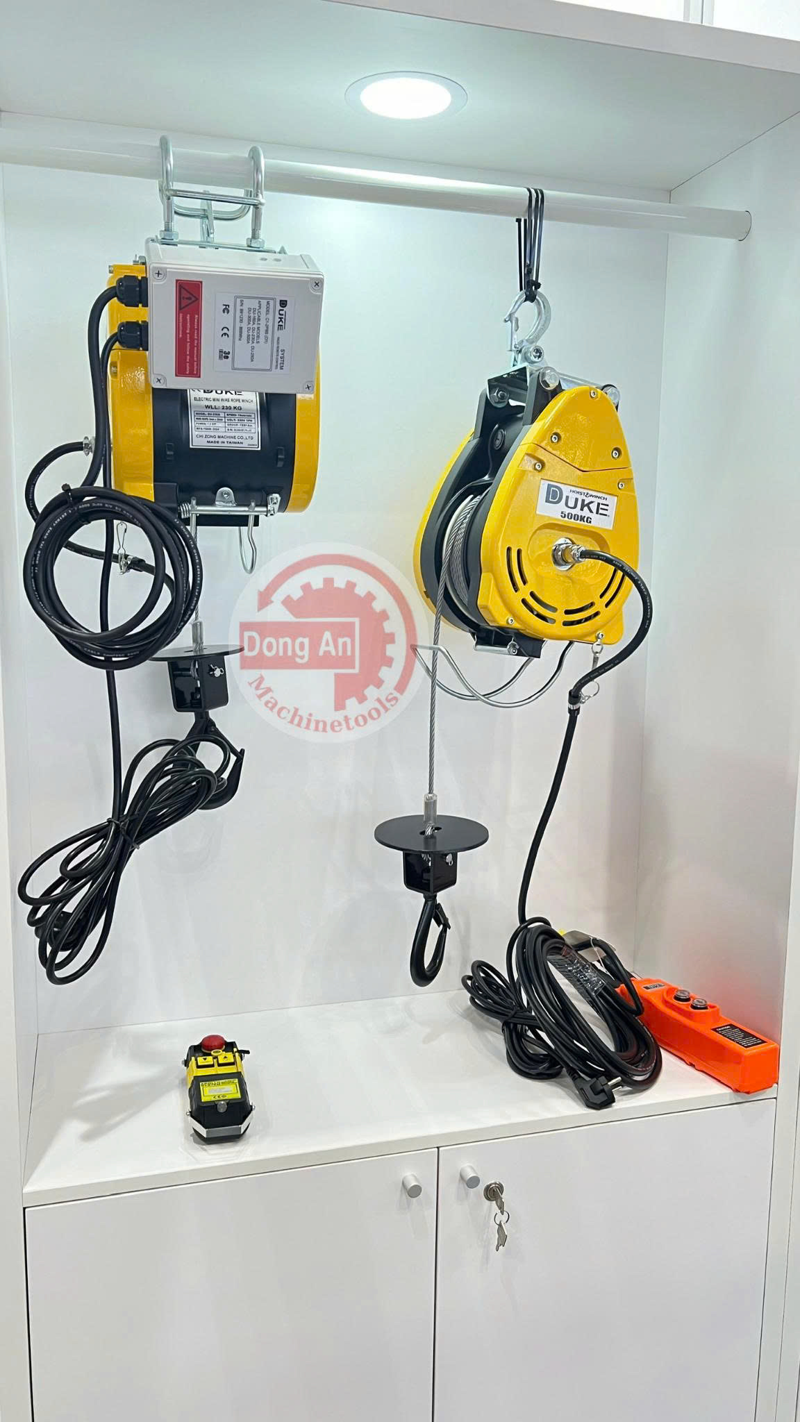 Mini suspended electric hoists