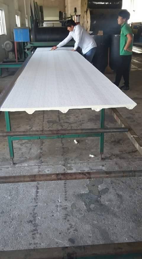 PU corrugated iron production