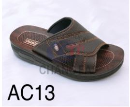 Men leather slipper