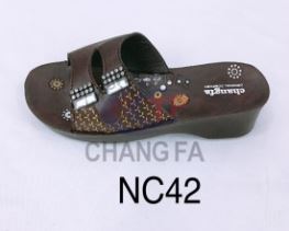 Women slipper