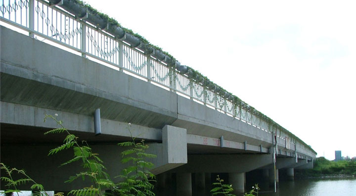 Ca Cam II Bridge