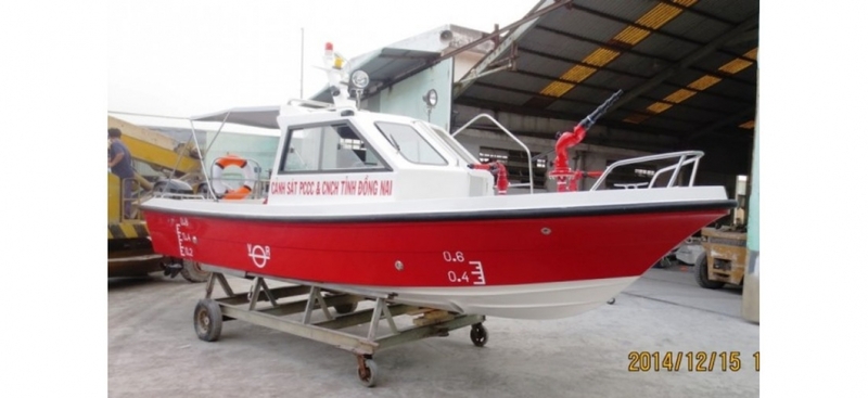 Firefighting rescue canoe MAXUM CABIN TVD-MX750