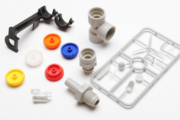 Plastic components