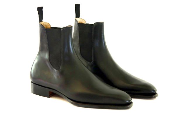 FSW021 - Black Wholecut Chelsea
