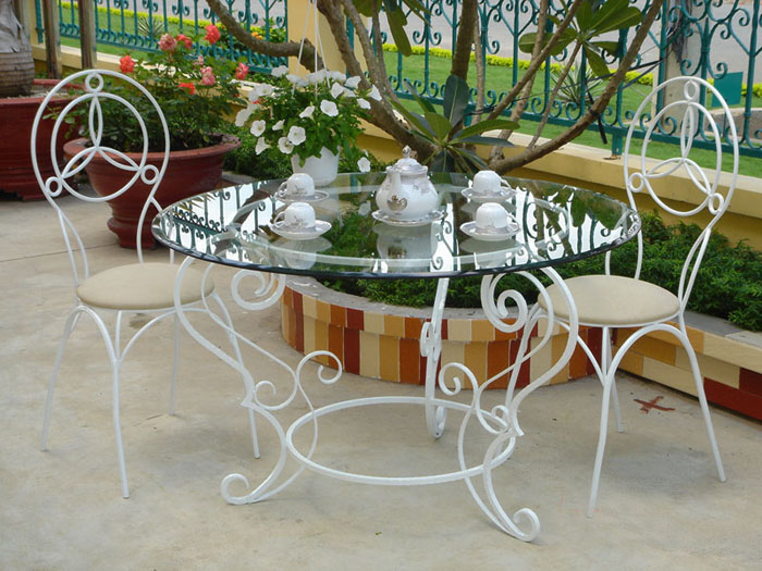 Iron table and chair
