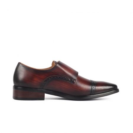 Men leather shoes