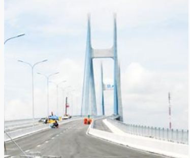 Project at Phu My Bridge