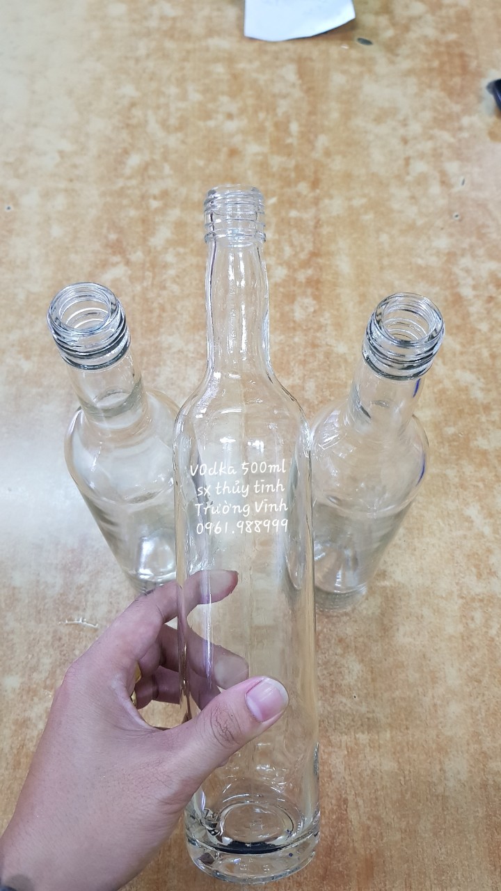 Chai lọ thủy tinh
