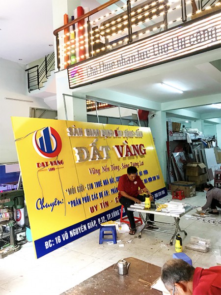 Aluminium sign board