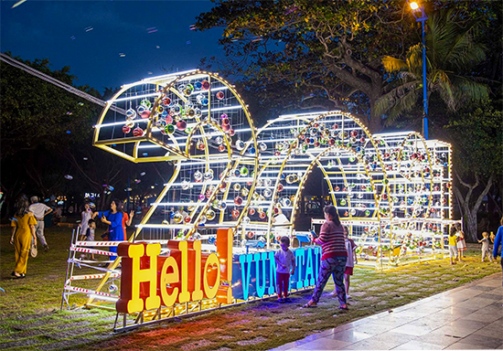 Welcome gate