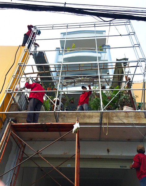 Construction of outdoor sign board