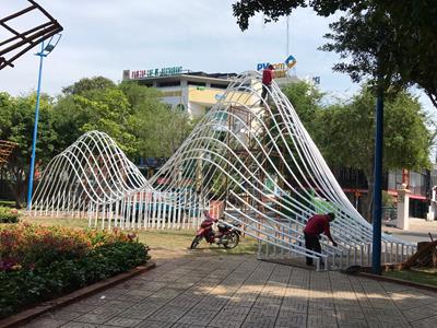 Design and construction of artistic LED