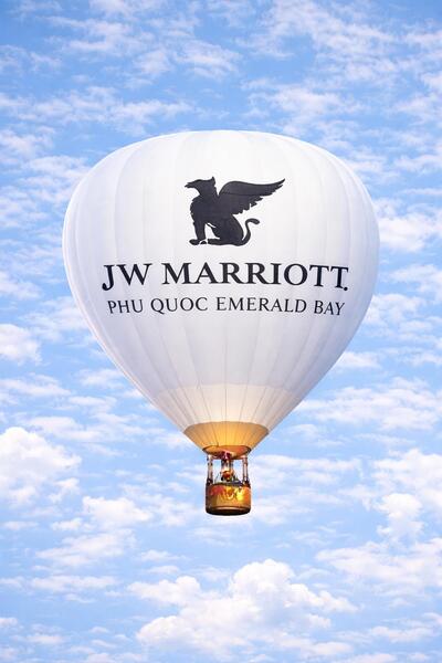 Hot air balloon