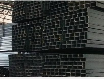 Rectangular steel pipe