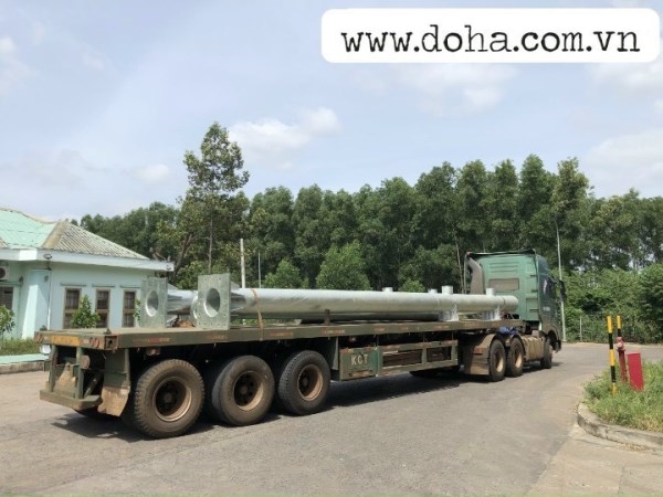 Traffic and signal light pole