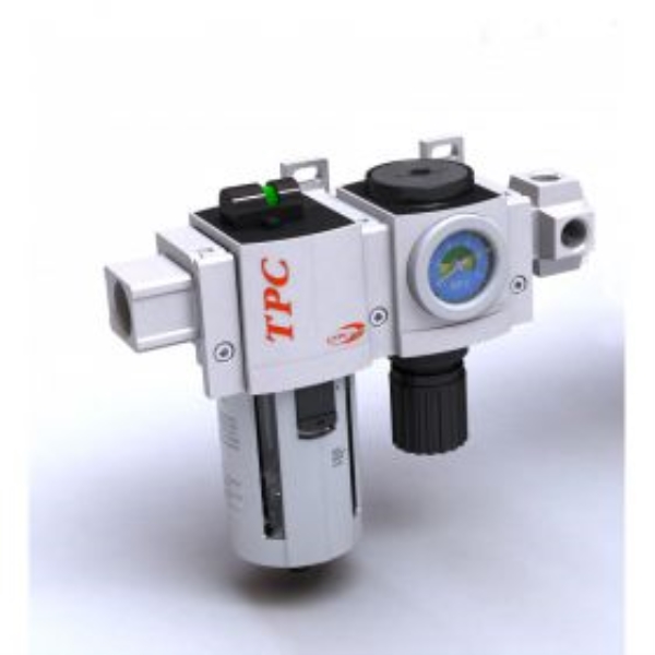 Regulator with digital pressure filter