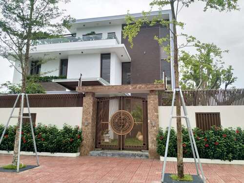 Trong Dong gate