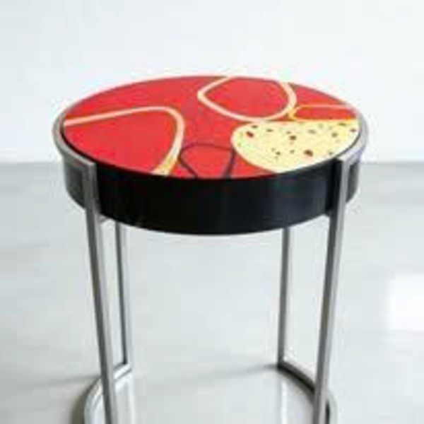 Lacquer decorative table