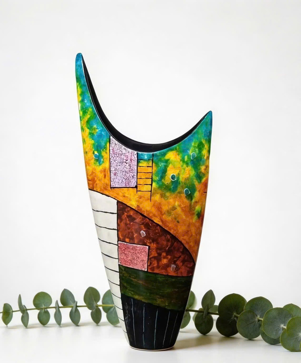 Lacquer vase