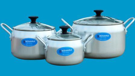 Set of tainless steel pots