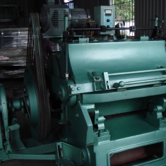 Box Closing Machine
