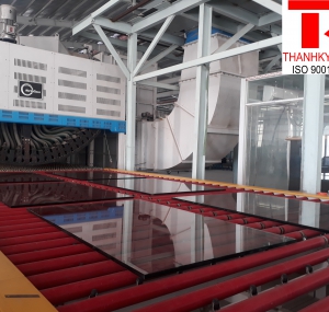 Tempered glass