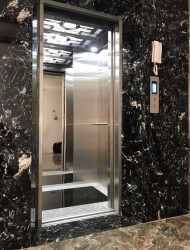 Passenger elevator