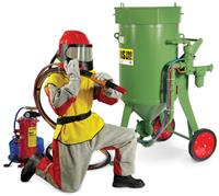 Sand blasting machine