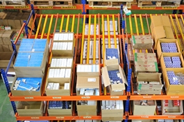 Kệ chứa hàng dược phẩm