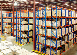 Drive-in and drive-through pallet racking