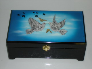Lacquer square box