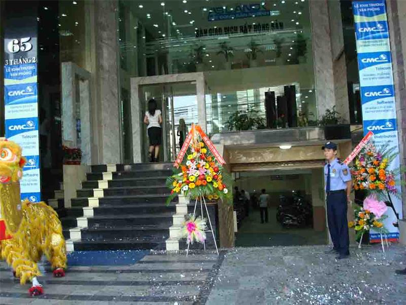 Building security service