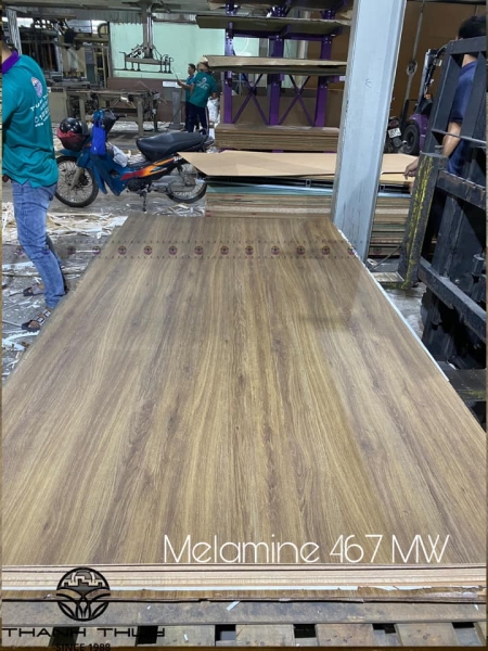 Melamine coated board