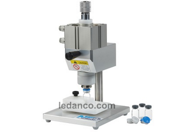Bottle capping machine