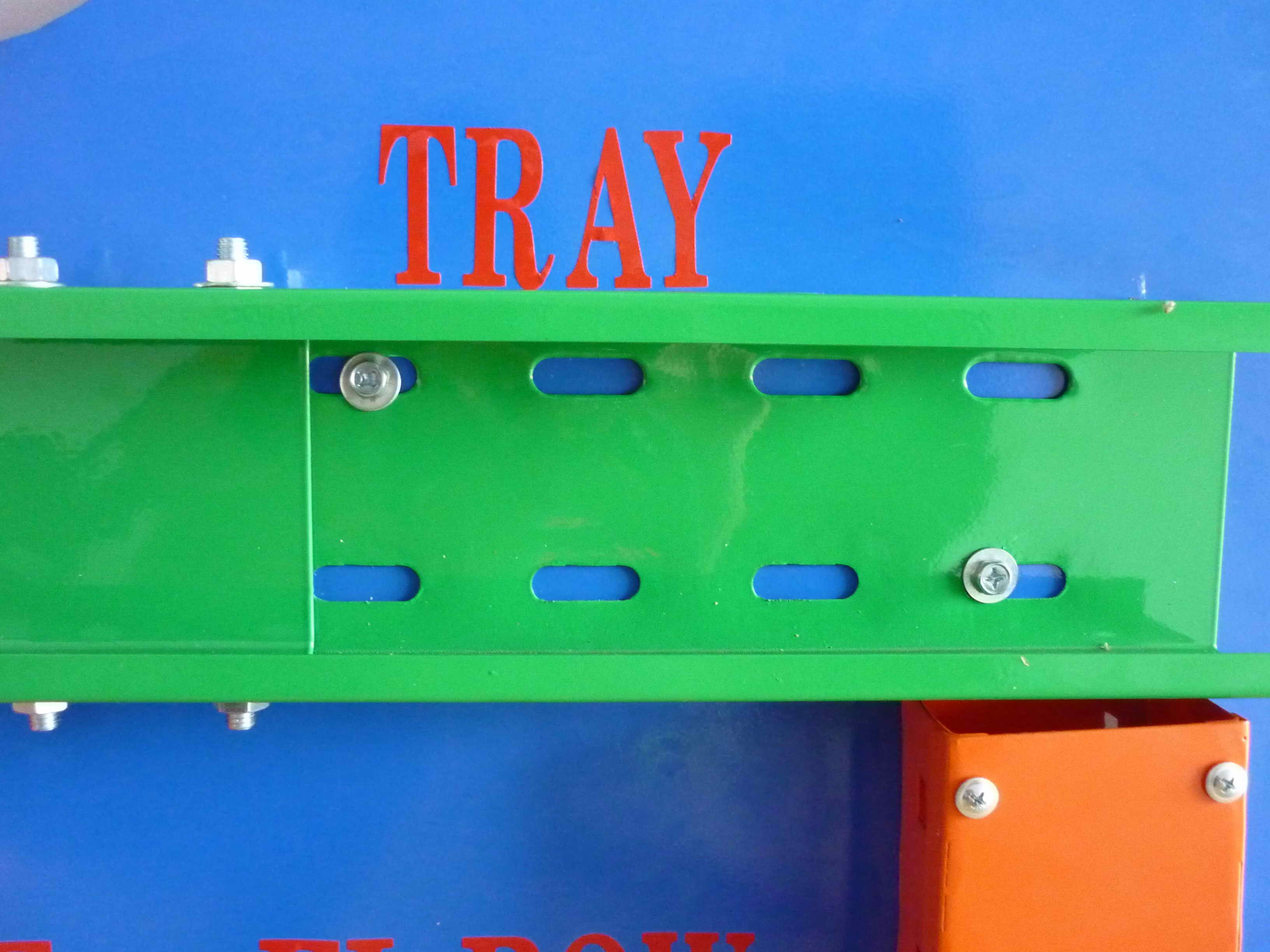 Cable tray