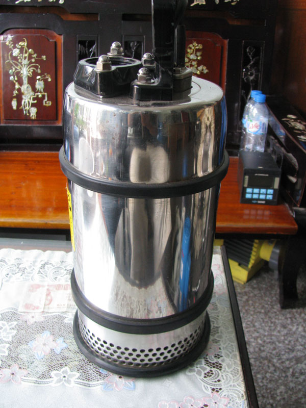 Submersible Pump