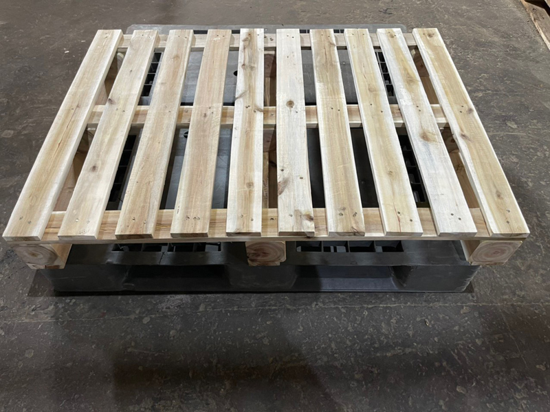 Wooden pallet