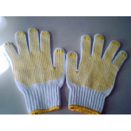 Wool gloves