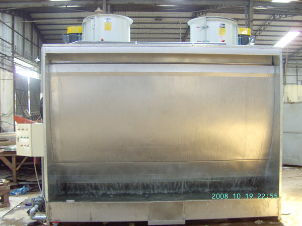 Paint spray tank