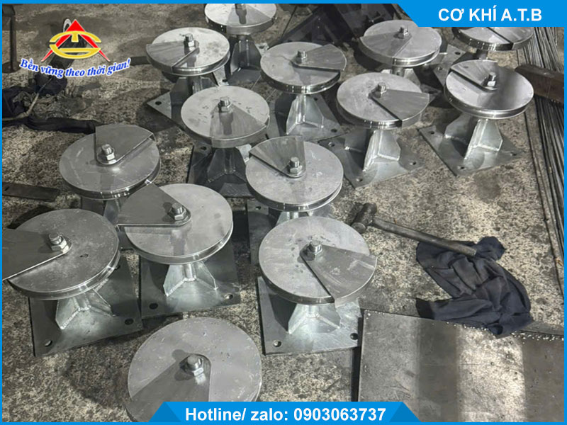 Livestock equipment