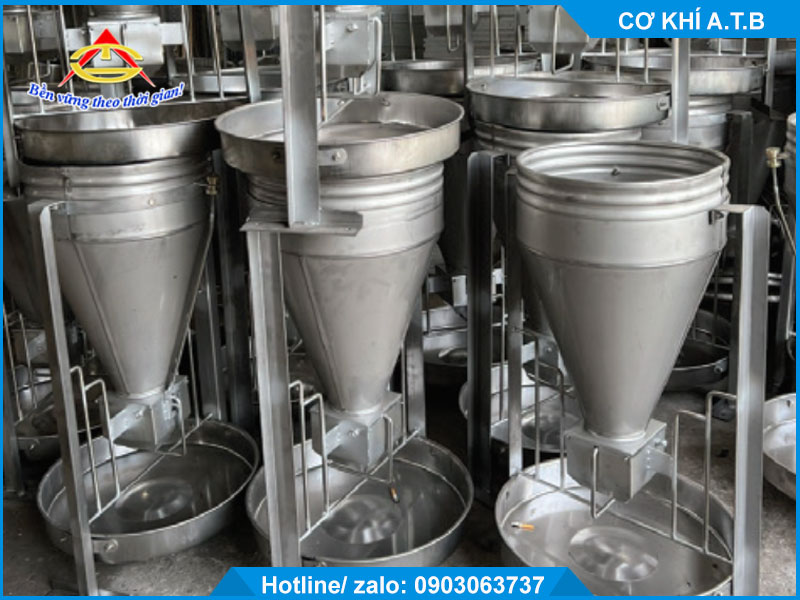 Livestock equipment